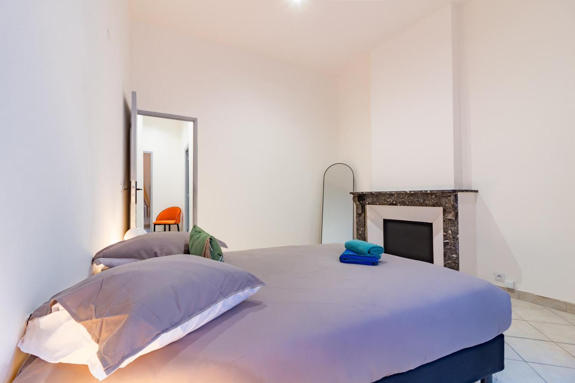 Spacieux Appartement En Plein Coeur De Béziers Extérieur photo