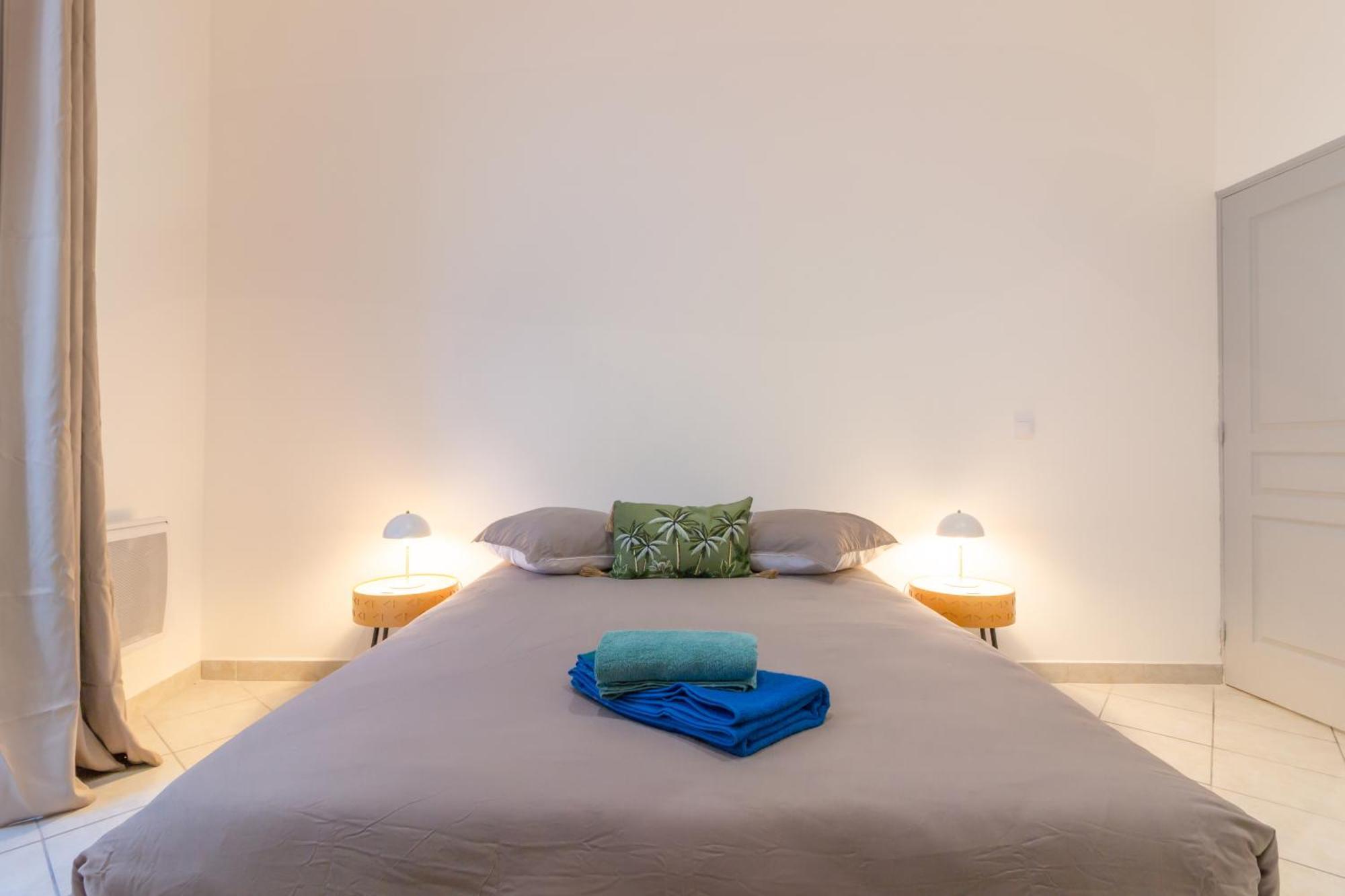 Spacieux Appartement En Plein Coeur De Béziers Extérieur photo