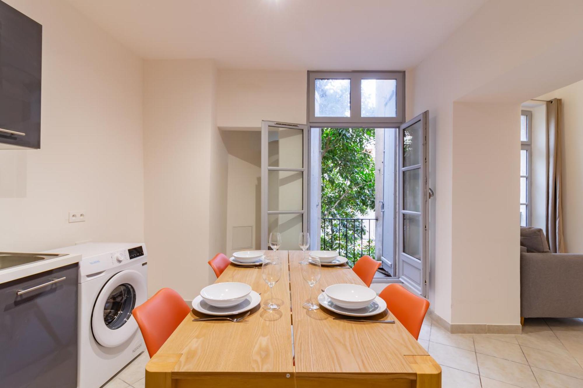 Spacieux Appartement En Plein Coeur De Béziers Extérieur photo