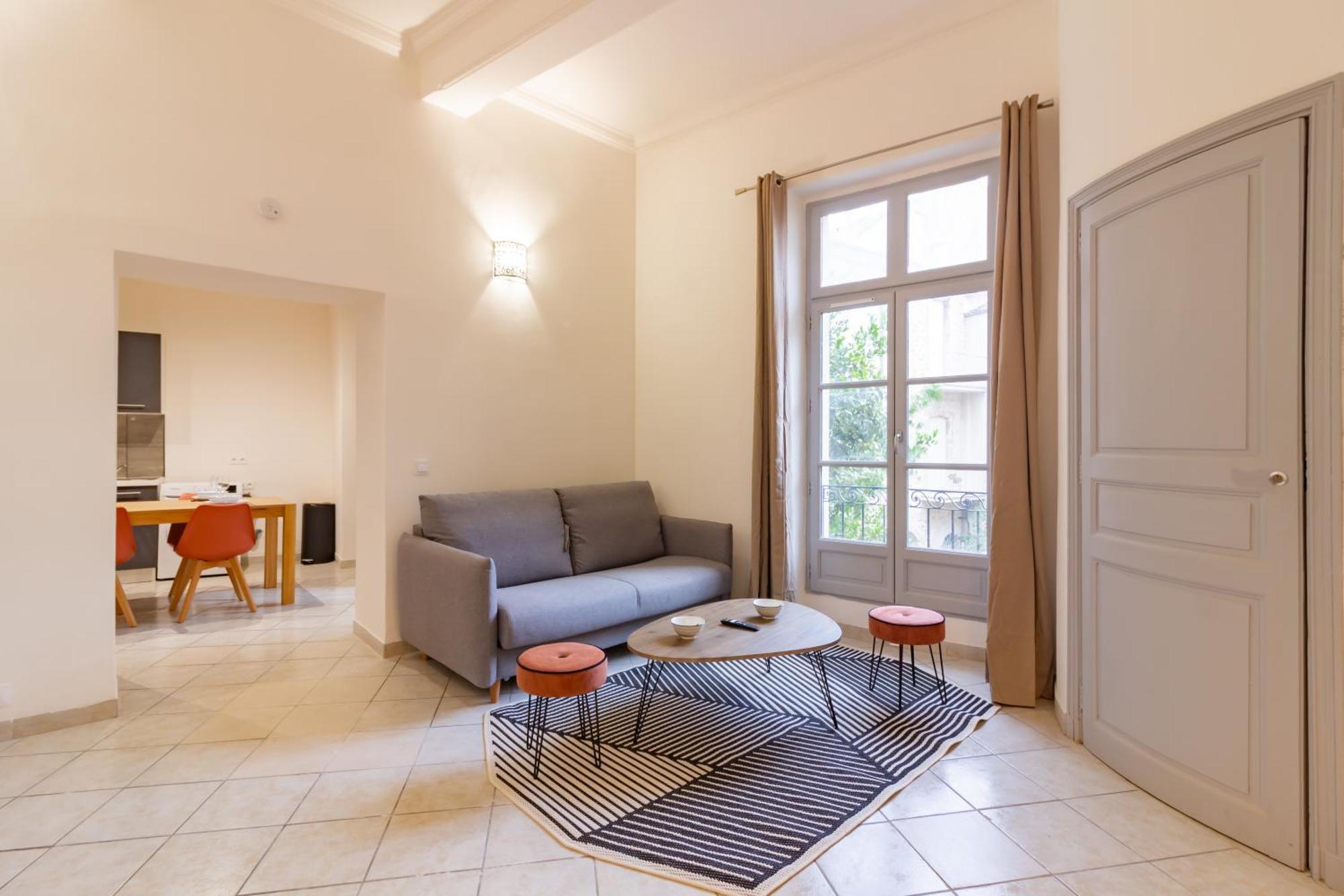 Spacieux Appartement En Plein Coeur De Béziers Extérieur photo